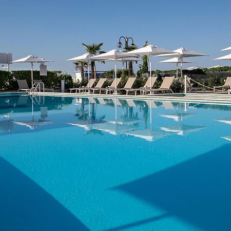 Hotel Imperial Palace Lido di Jesolo Exteriör bild