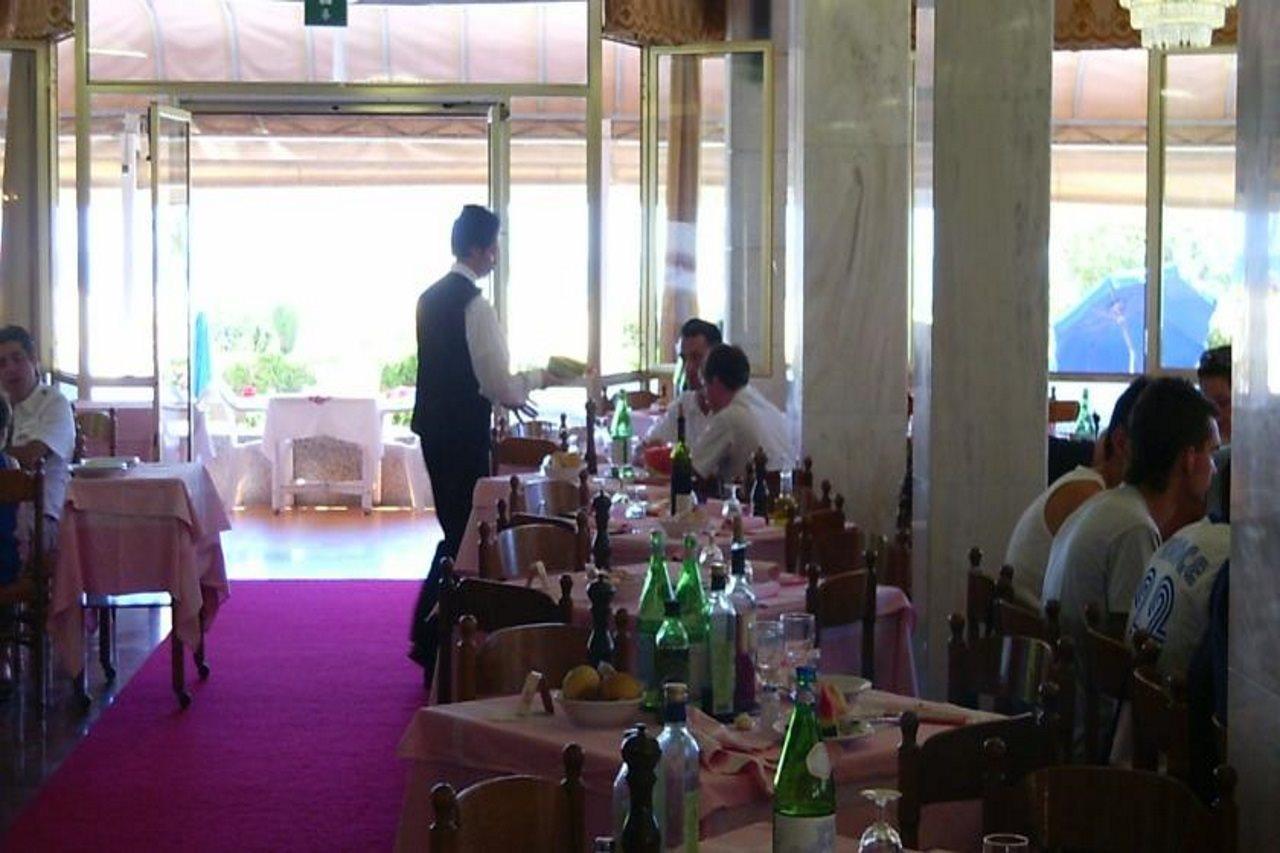 Hotel Imperial Palace Lido di Jesolo Exteriör bild